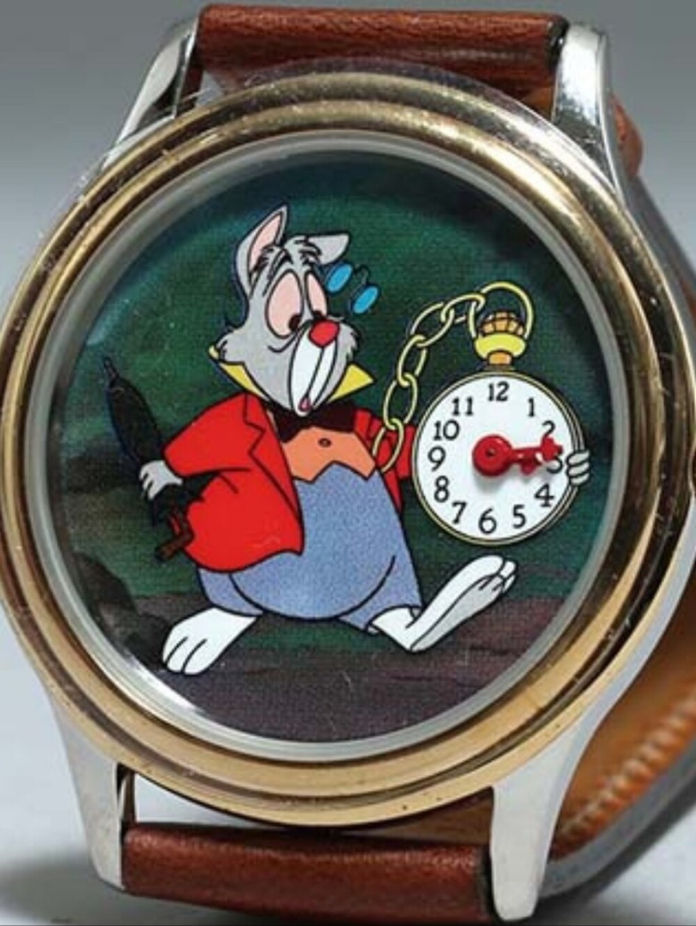 Vintage  DISNEY STORE WATCH COLLECTOR CLUB LIMITED EDITION Brown Strap